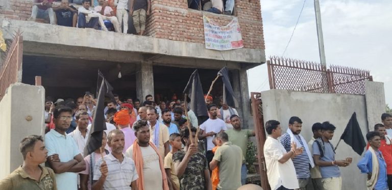 सांसद अमरेश सिंह सहभागी कार्यक्रममा ढुंगामुढा