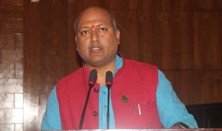 उद्योग व्यवसायलाई प्रवर्द्धनका लागि कार्यविधि बनाउदैछौ – मुख्यमन्त्री सिंह