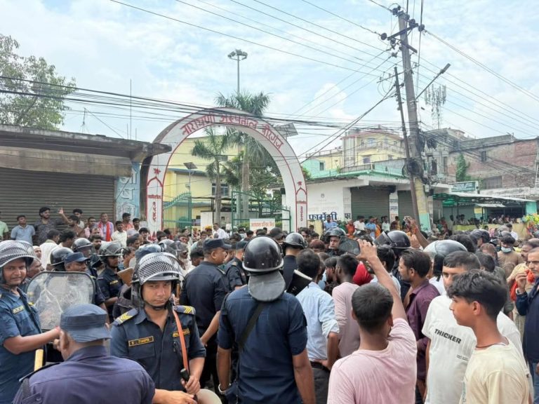 उपचारका क्रममा कैदीको मृत्यु भएपछि वीरगञ्जमा प्रदर्शन